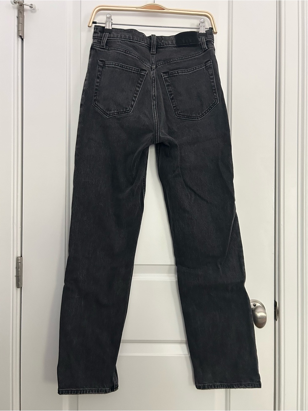 Abercrombie The 90s Straight Ultra High Rise Black Jeans - Picture 5 of 5
